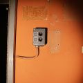 Anforderung an die Zentrale des Postbunkers zur Türöffnung (baugleich mit den Schaltern im Regierungsbunker).